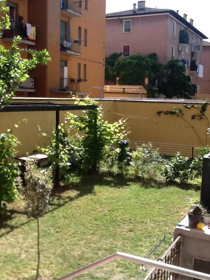 Casa Di Gino Panzió Bologna Kültér fotó